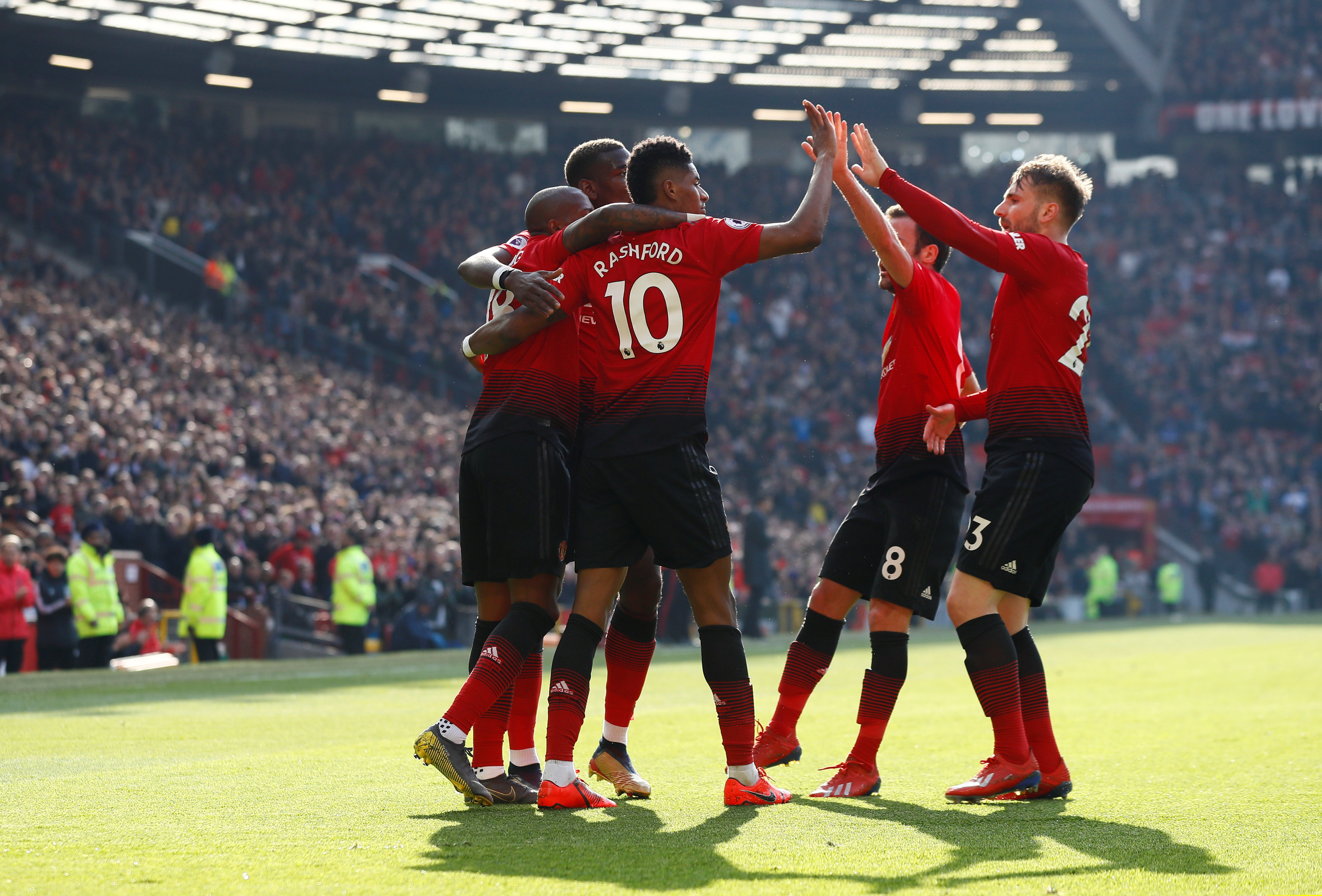 极的象征 极的象征